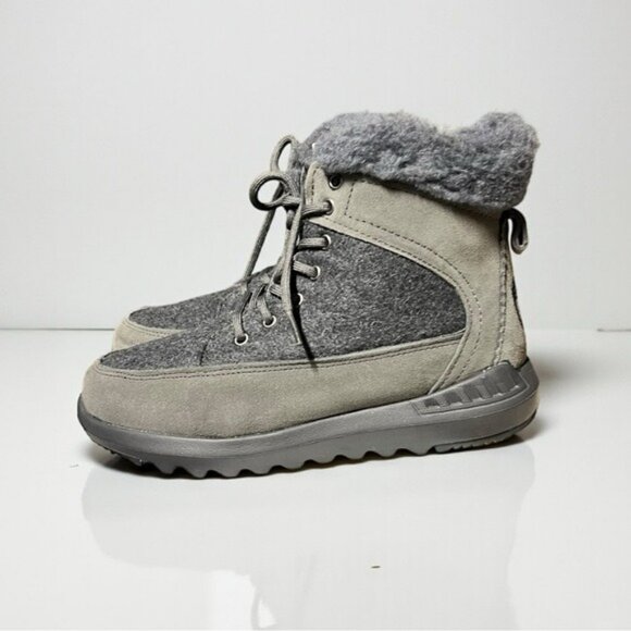 🌻NEW w/Box Bearpaw Cheryl Women’s Black/Gray Suede Mid-Calf Winter Boots Size 7 - Picture 1 of 11